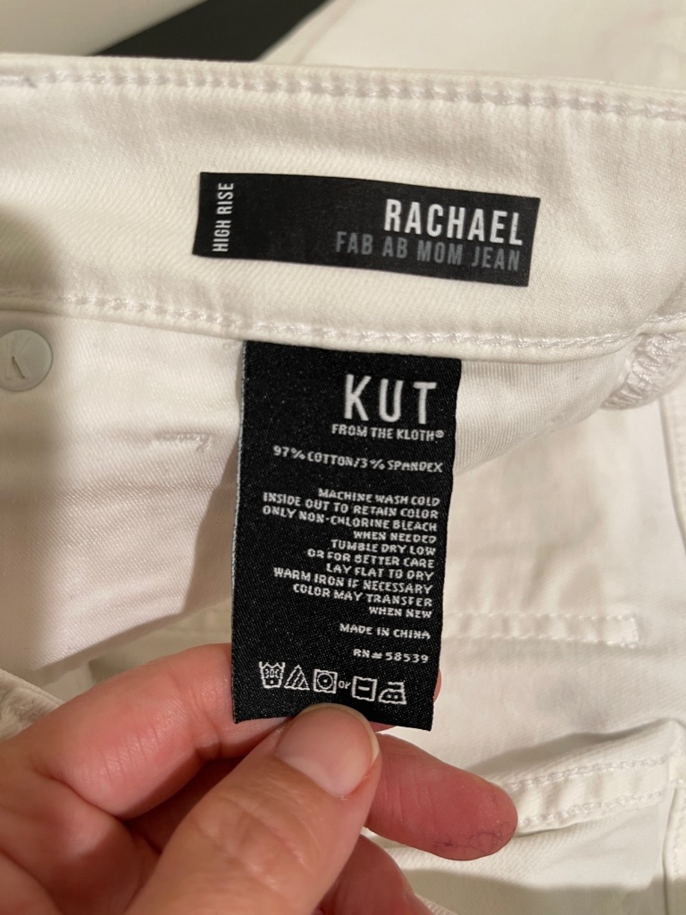 NWOT Kut from the Kloth White Women’s Slim Straight Jeans Size 6 - Picture 4 of 4